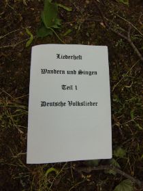Wandern und Singen im Odenwald 021.jpg